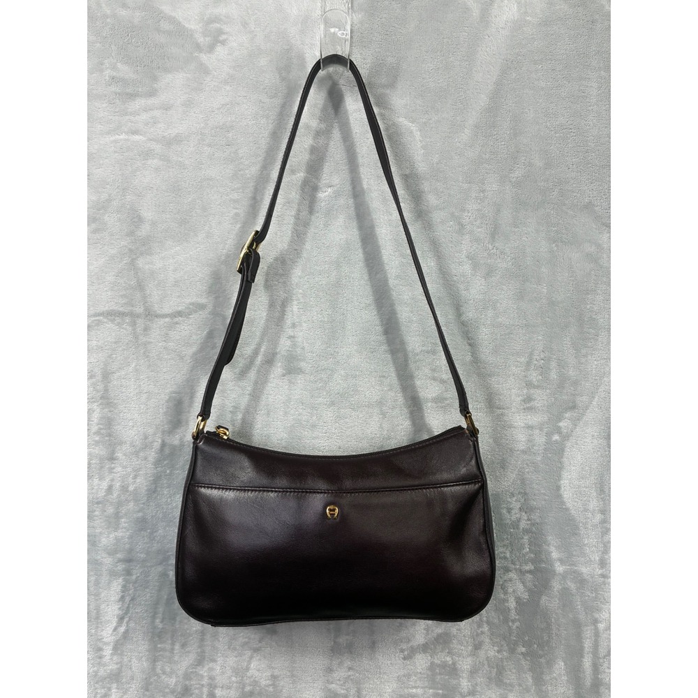 Etienne Aigner Burgundy Leather Shoulder Bag Gold Logo Baguette Oxblood